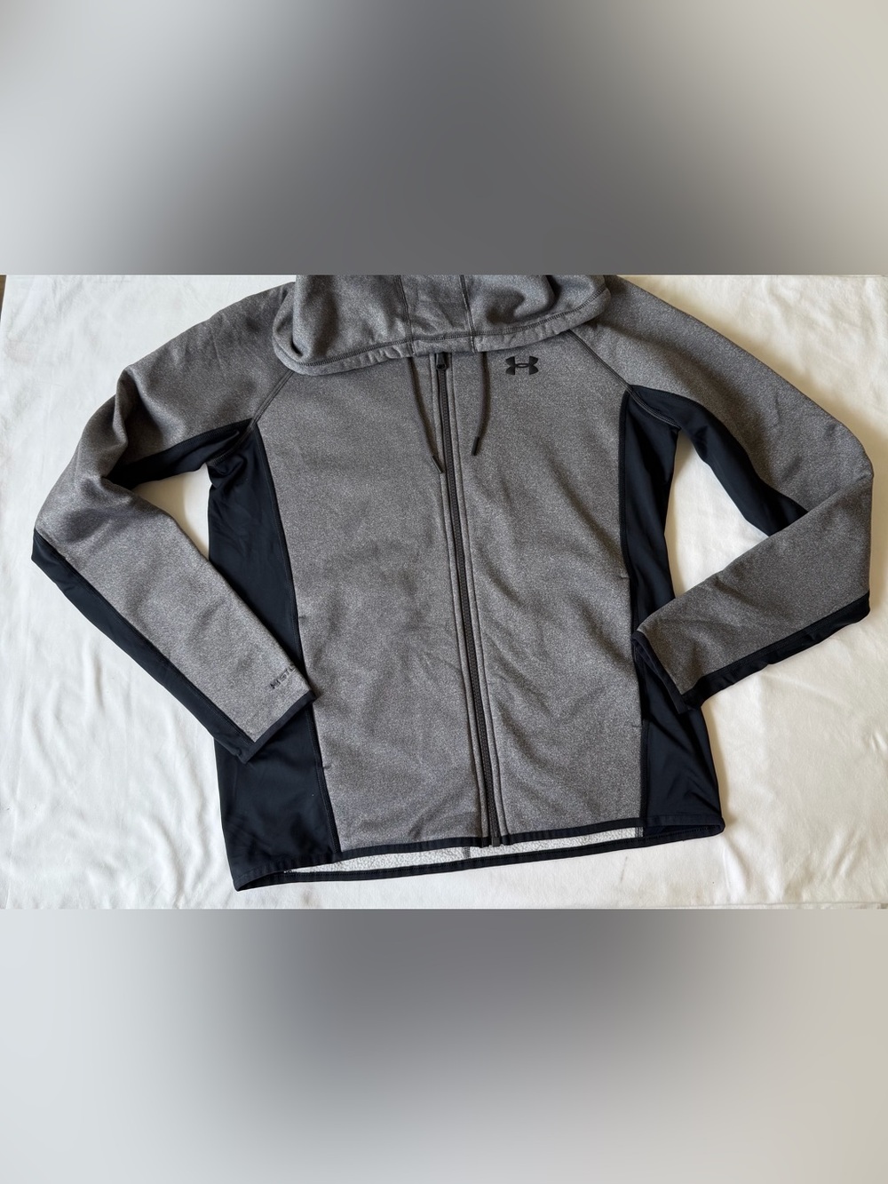 Under Armour Storm Womens Grey & Black Full Zip Hoodie Size Small